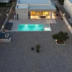 Olive Villa *
